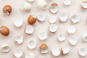 primavera Pascua de Resurrección disposición. vacío roto pollo cáscaras de huevo foto
