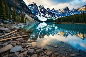 lago Luisa, banff nacional parque, canadiense Montañas Rocosas, alberta, Canadá, lago morena, banff nacional parque, ai generado foto