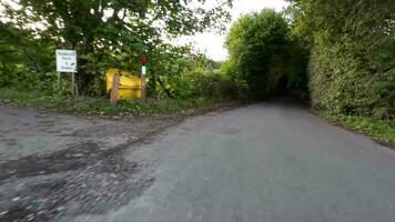 Herbst Fahrt durch still Landschaft Straßen video