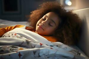 africano americano niña dormido en su cama en un oscuro para niños habitación con el noche ligero convertido en. ai generativo foto