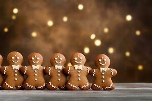 pan de jengibre hombres hecho en casa galletas en festivo fondo, Copiar espacio. Navidad pasteles ai generado. foto