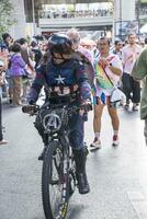 bangkok, Tailandia - jun 4, 2023 siam centrar el mundo de libertad y orgullo 2023, el corto acción y atmósfera de personas Uniones celebraciones en el evento. foto