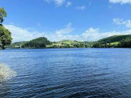 un ver de el norte Gales campo a lago vyrnwy foto