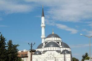 a white and black mosque photo