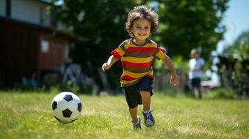 niño practicando fútbol habilidades disfrutando al aire libre actividad foto