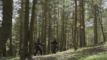 zwei Soldaten Entwicklung Vorkrieg Taktik. video