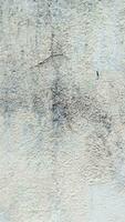 White concrete wall photo