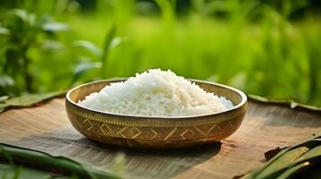 asiático blanco arroz o sin cocer blanco arroz con el arroz campo espalda ai generar foto