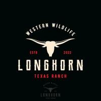 Longhorn Texas rancho fauna silvestre Clásico logo modelo diseño. para insignias, restaurantes, granjas y negocios vector