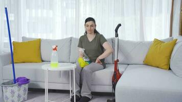 The Woman Who Can't Cope With Cleaning. video