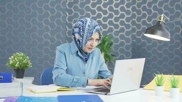 stressé affaires femme expérience temps pression. video