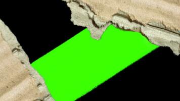 4k papper animation. realistisk av trasig rev papper kartong kanter bitar. grov grunge element av papper material. kopia Plats för text. långsam rörelse över grön skärm, krom nyckel video