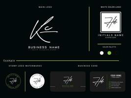 femenino kc firma logo carta, minimalista kc lujo logo para tienda vector