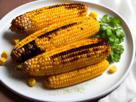 amarillo dulce maíz carbonizarse A la parrilla. un cumplido a ninguna parrilla o picnic, foto