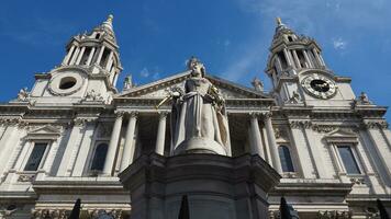 Catedral de San Pablo en Londres foto