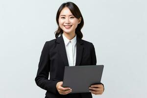 entusiasta asiático mujer de negocios sonriente en aislado blanco antecedentes ai generativo foto