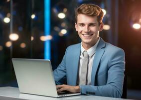 contento masculino empresario trabajando en un ordenador portátil en el oficina ai generativo foto