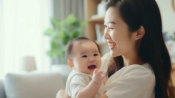 contento sonrisa madre toma cuidado y sostener su linda bebé, selectivo atención ai generado foto