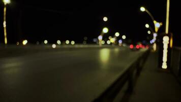 lotado embaçado carro tráfego às noite video
