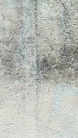 White concrete wall photo