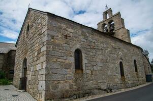 Santo alban en Lozère, Francia foto