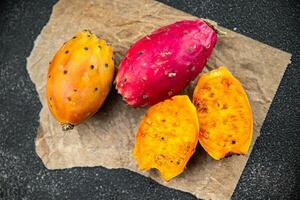 fresh prickly pear food exotic fruit figues de barbarie tasty meal snack on the table copy space photo