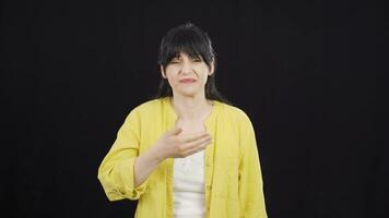 The sneezing woman. Patient. video