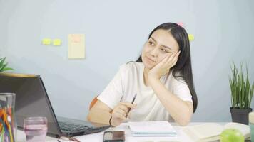 carrière rêver femelle étudiant. video