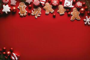 Navidad bandera con algunos regalos, pan de jengibre hombre galletas en rojo antecedentes. generativo ai foto