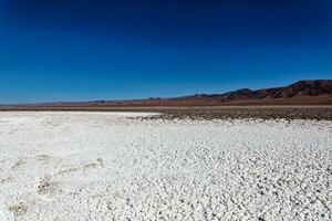 paisaje de el oculto baltinache lagunas - atacama Desierto - Chile. foto