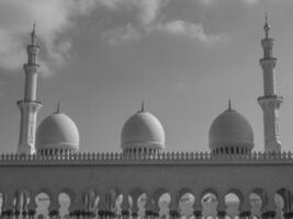 mezquita en abu dhabi foto
