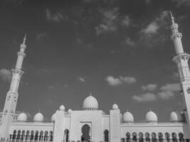 mezquita en abu dhabi foto