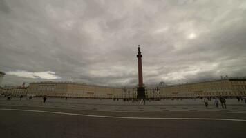 SAINT-PETERSBURG, RUSSIA - JUNE 24, 2019 Palace Square, Alexander Column, General Staff Building and People on Cloudy Summer Day. video