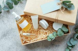 Carton box, Beauty Subscription Service photo