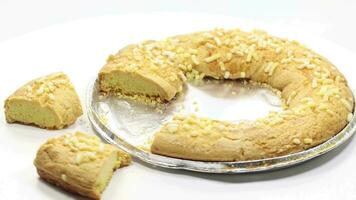 sweet bisulan donut with hole and sugar video