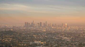 los angeles centro da cidade às pôr do sol. Califórnia, EUA. Tempo lapso video