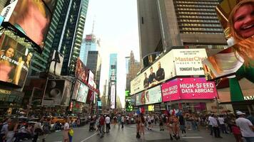 vidéo fois carré dans Nouveau york video