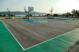 A basketball court photo