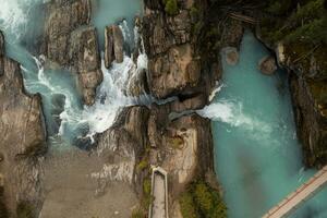 aéreo ver de el natural puente de yoho nacional parque foto