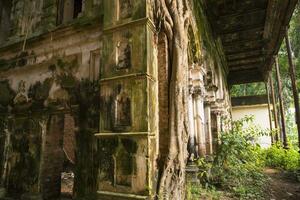 Baisrshi Zamindar Bari or Rajendra Babur haveli is a old historical zamindar house in Faridpur- Bangladesh photo