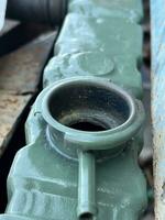antiguo oxidado agua tubería en el fábrica foto
