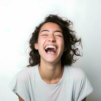 contento riendo joven mujer en aislado blanco fondo, ai generativo foto