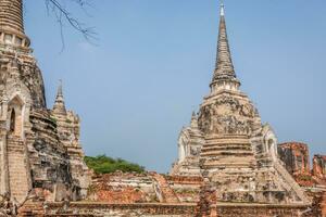 pagoda en el templo wat phra sri sanphet, ayutthaya, tailandia foto