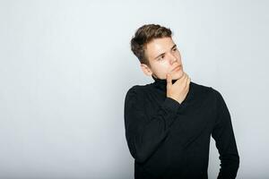 Man wearing black t-shirt photo