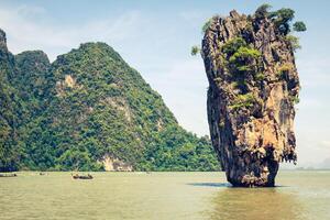 ko tapu rock en James enlace isla, Phang nga bahía en Tailandia foto