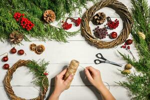 Christmas wreath decoration with handmade DIY, do it by yourself. photo