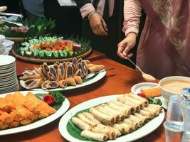 jajanan pasar es tradicional indonesio bocadillo ese a menudo encontró en tradicional mercado foto