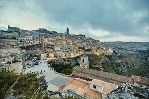 asombroso ver de el antiguo pueblo de matera, del Sur Italia. foto