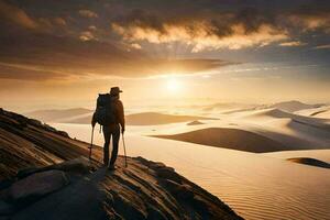 un hombre con un mochila en pie en parte superior de un montaña a puesta de sol. generado por ai foto