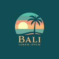 tropical playa logo a puesta de sol con un palma árbol en el isla de bali vector